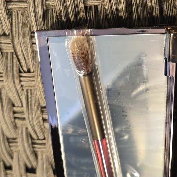 Urban Decay Naked Discontinued Eye Palette-New In Box - Picture 7 of 11